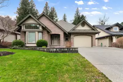 7955 Brookwood Place, Chilliwack, BC, Eastern Hillsides — 3 bed single family residence for sale