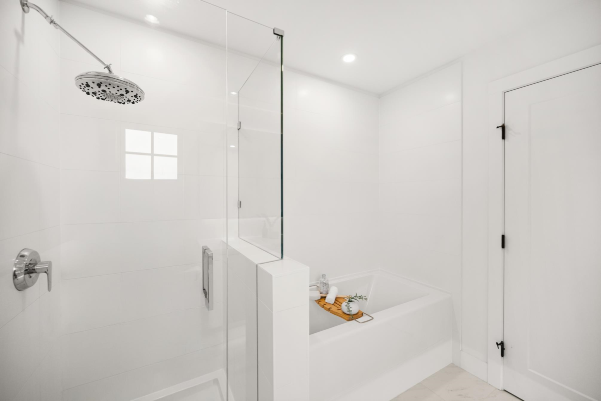 Bedroom 2 Photo of 16 3552 Victoria Drive, Coquitlam, BC