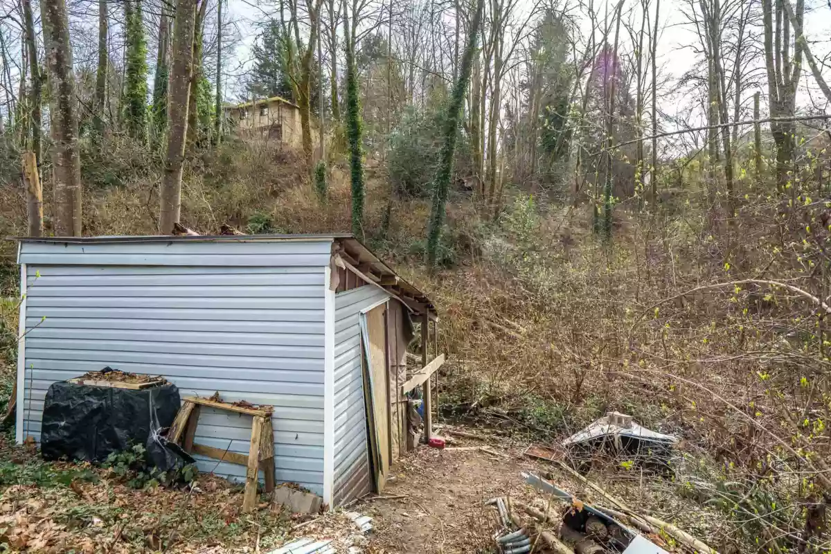 Hot Tub / Spa Photo of 13838 116 Avenue, Surrey, BC