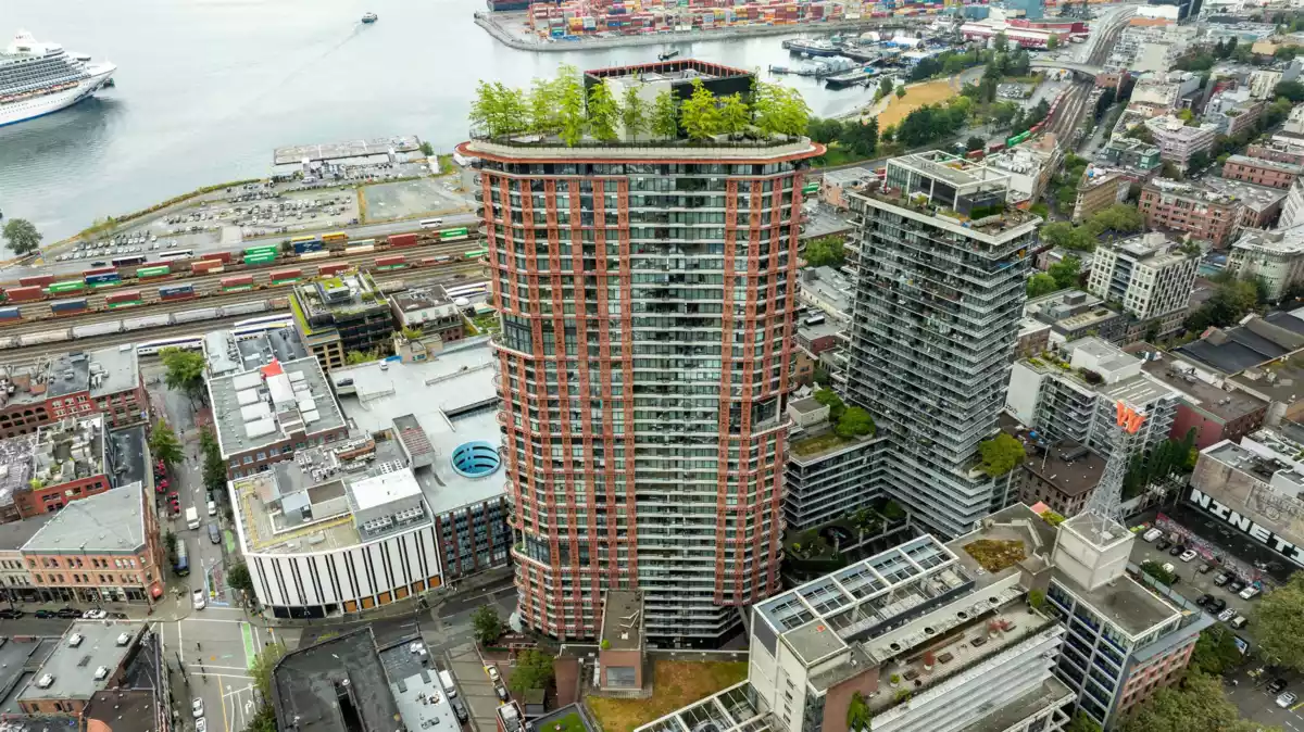 Entry Foyer Photo of 1808 128 W Cordova Street, Vancouver, BC