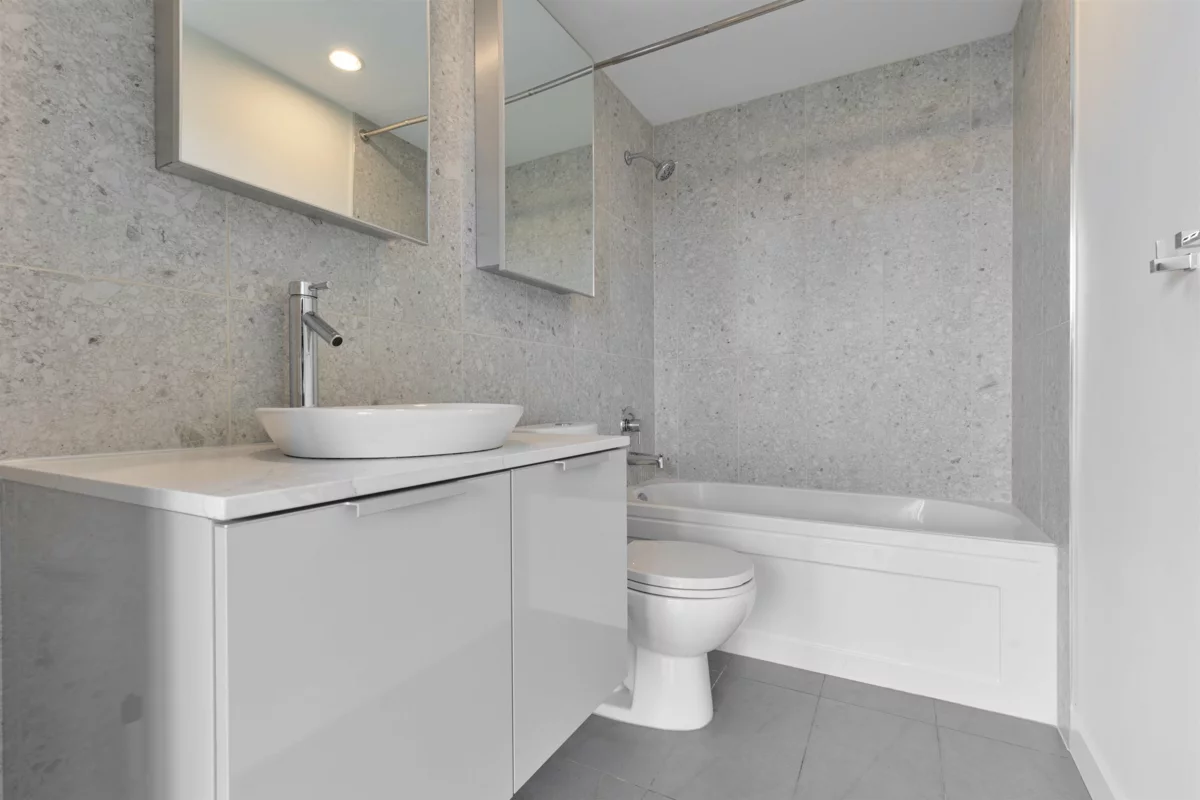 Kitchen Island Photo of 1808 128 W Cordova Street, Vancouver, BC