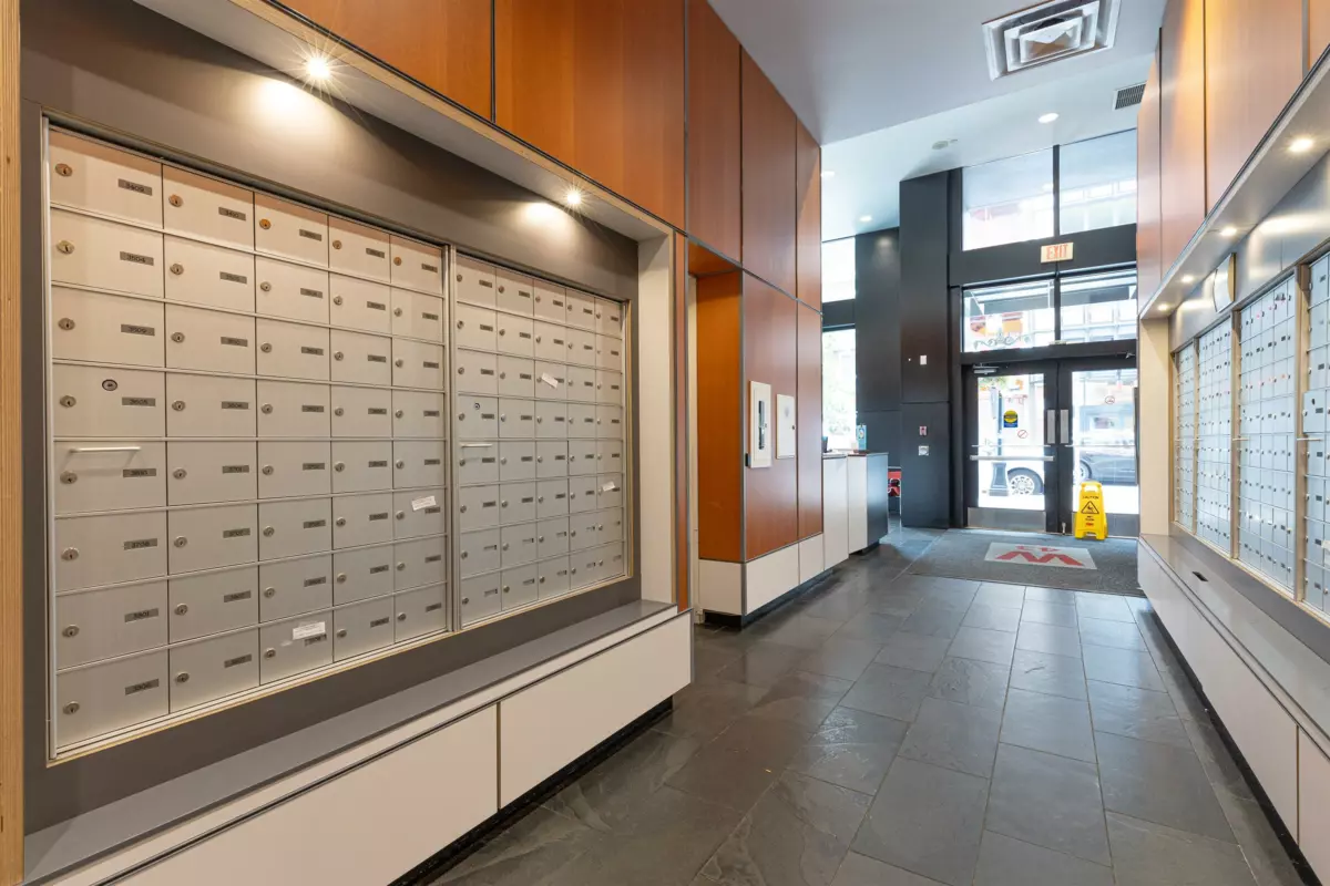 Mudroom Photo of 1808 128 W Cordova Street, Vancouver, BC