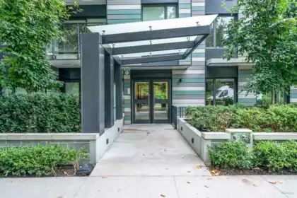 305 488 W 58th Avenue, Vancouver, BC