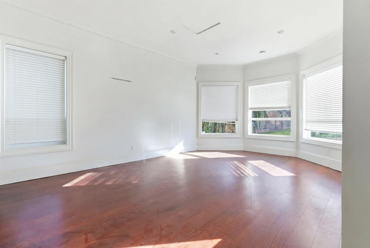 Entry Foyer Photo of 21098 85 Avenue, Langley, BC