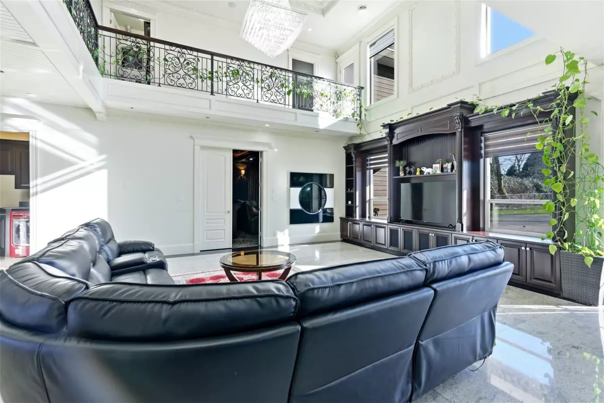 Guest Bathroom Photo of 21098 85 Avenue, Langley, BC