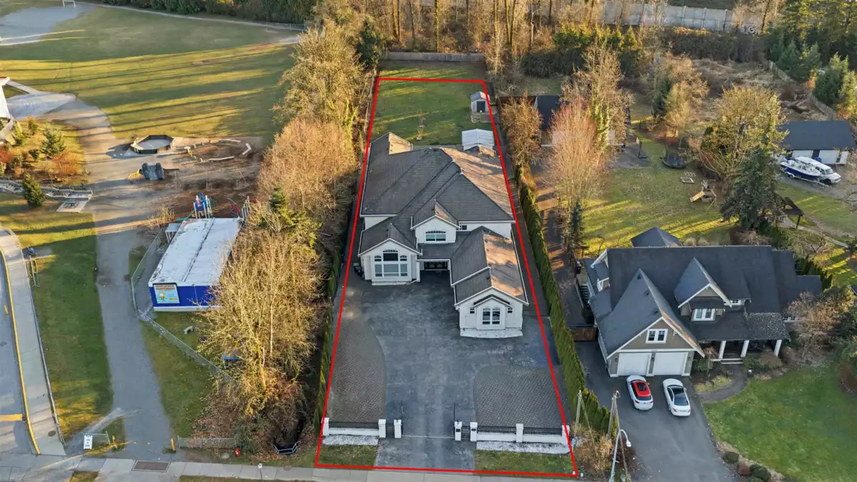 Neighborhood Park Photo Near 21098 85 Avenue, Langley, BC