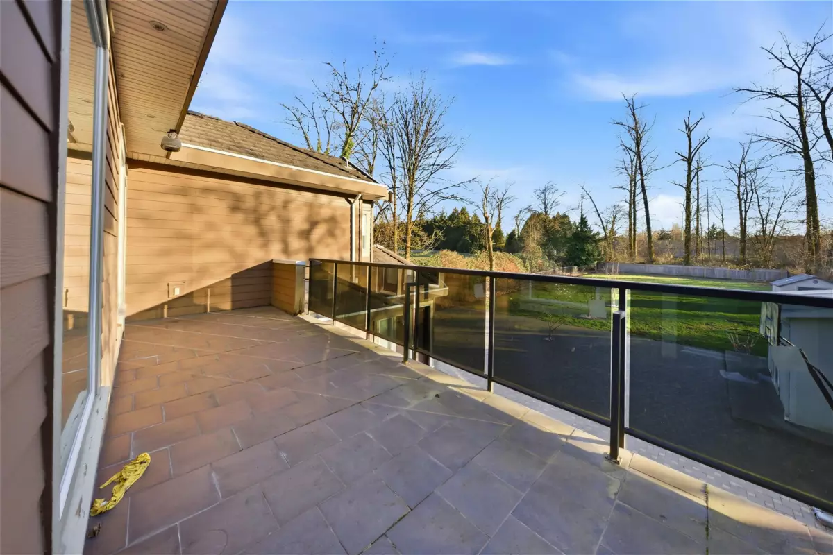 Staircase Photo of 21098 85 Avenue, Langley, BC