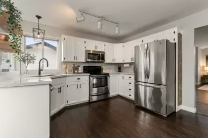 Breakfast Nook Photo of 44882 Cumberland Avenue, Chilliwack, BC