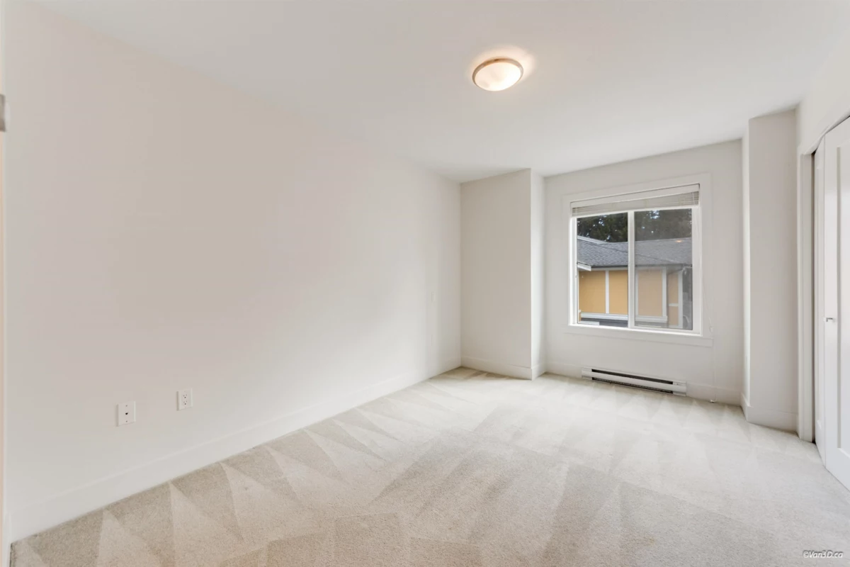 Bedroom 4 Photo of 4 9718 161a Street, Surrey, BC