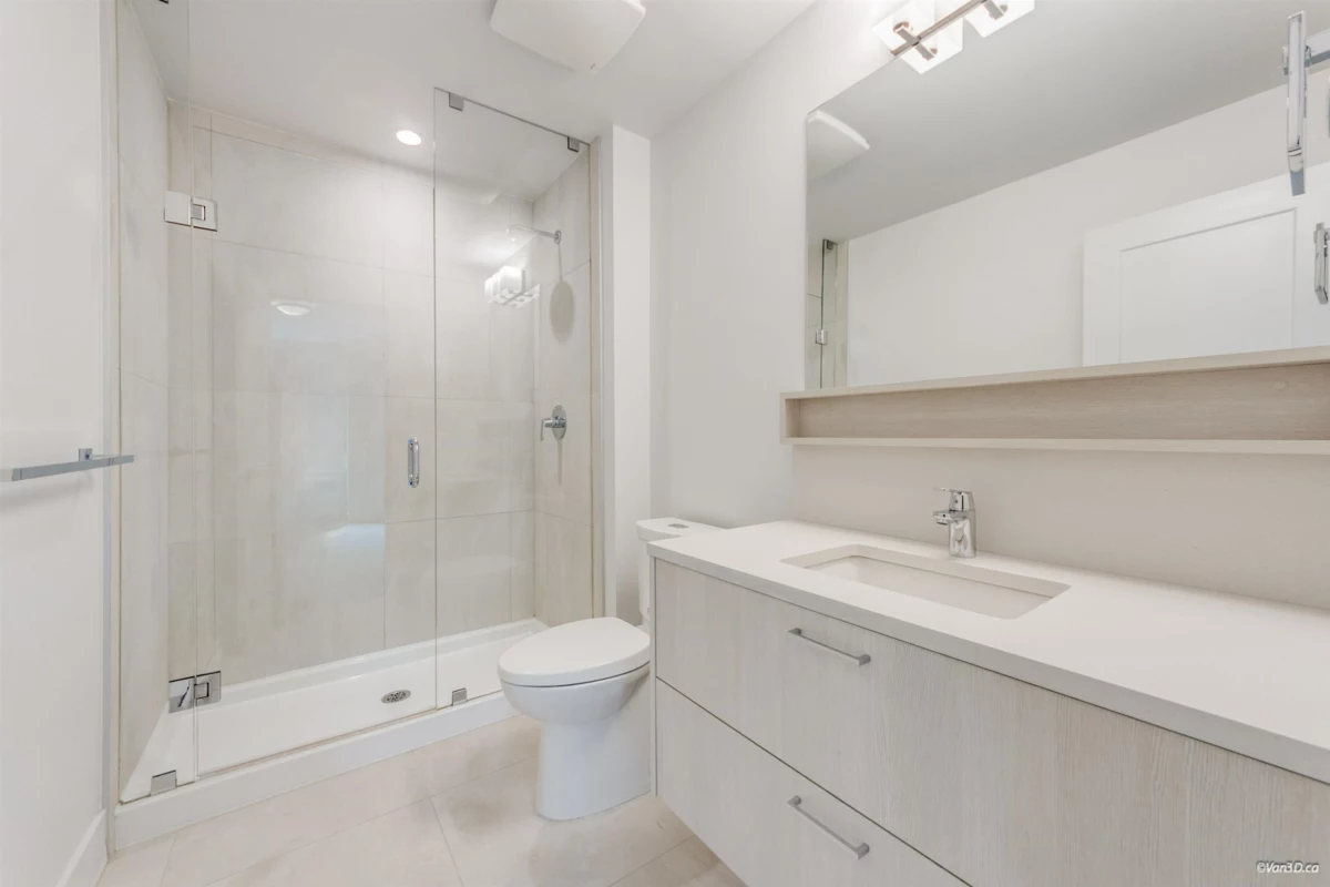Guest Bathroom Photo of 4 9718 161a Street, Surrey, BC