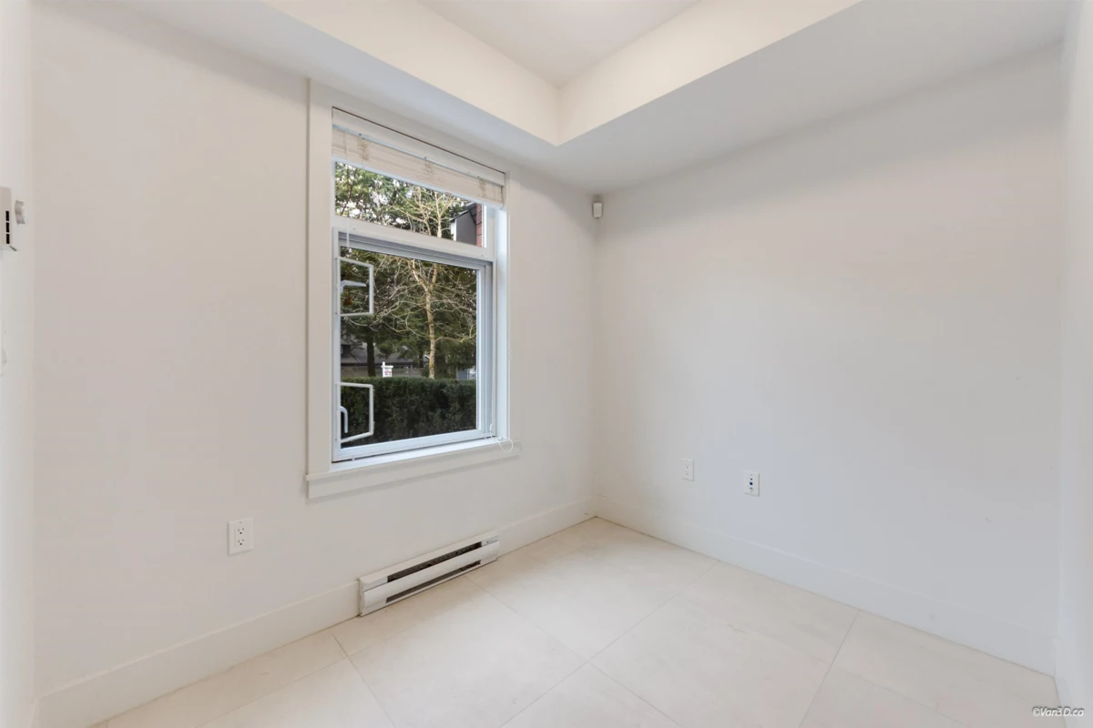 Kitchen Photo of 4 9718 161a Street, Surrey, BC