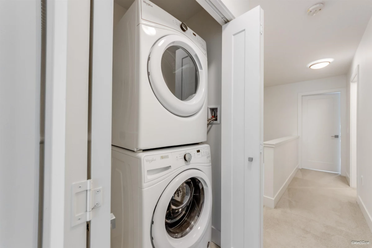 Office / Den Photo of 4 9718 161a Street, Surrey, BC