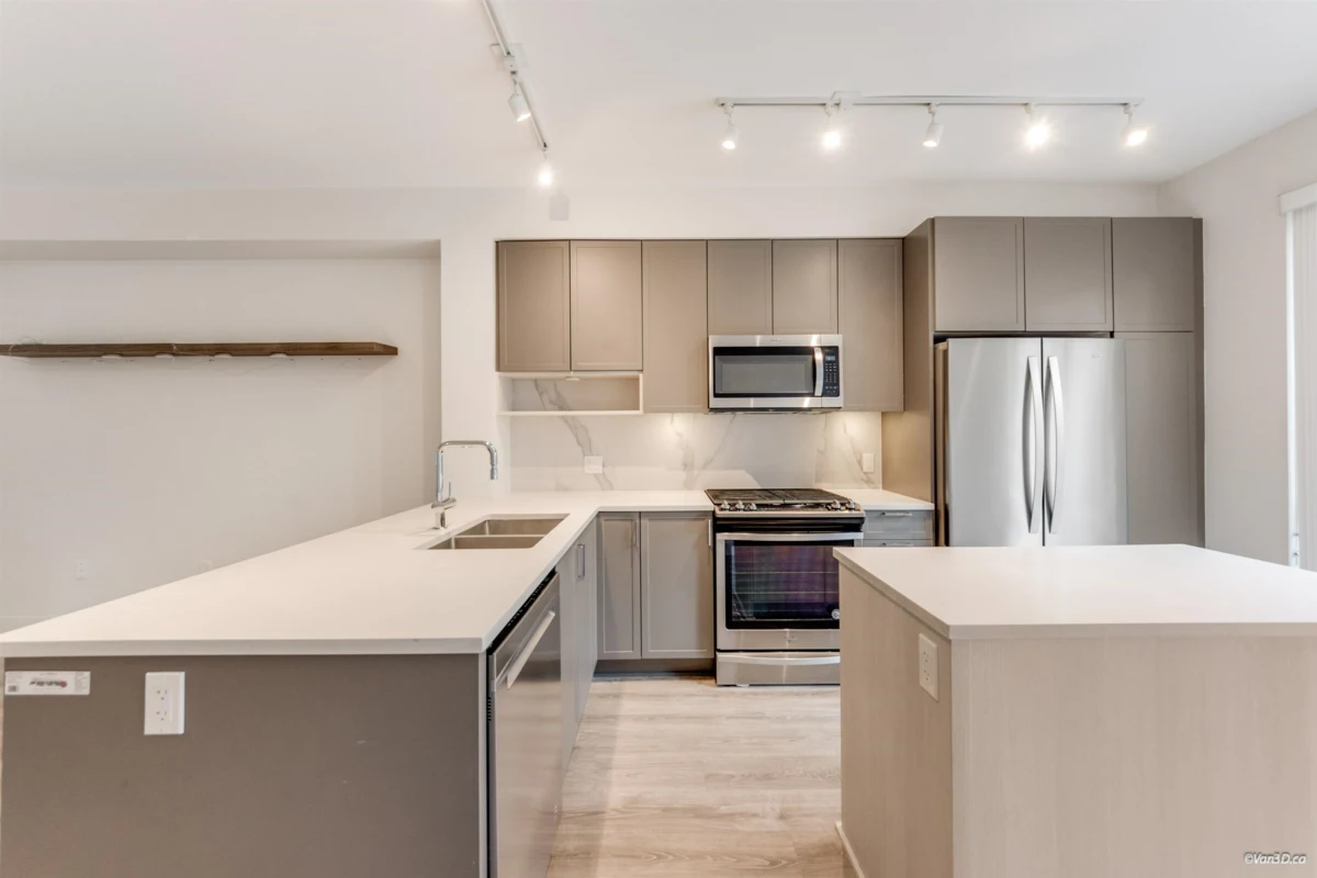 Pantry Photo of 4 9718 161a Street, Surrey, BC