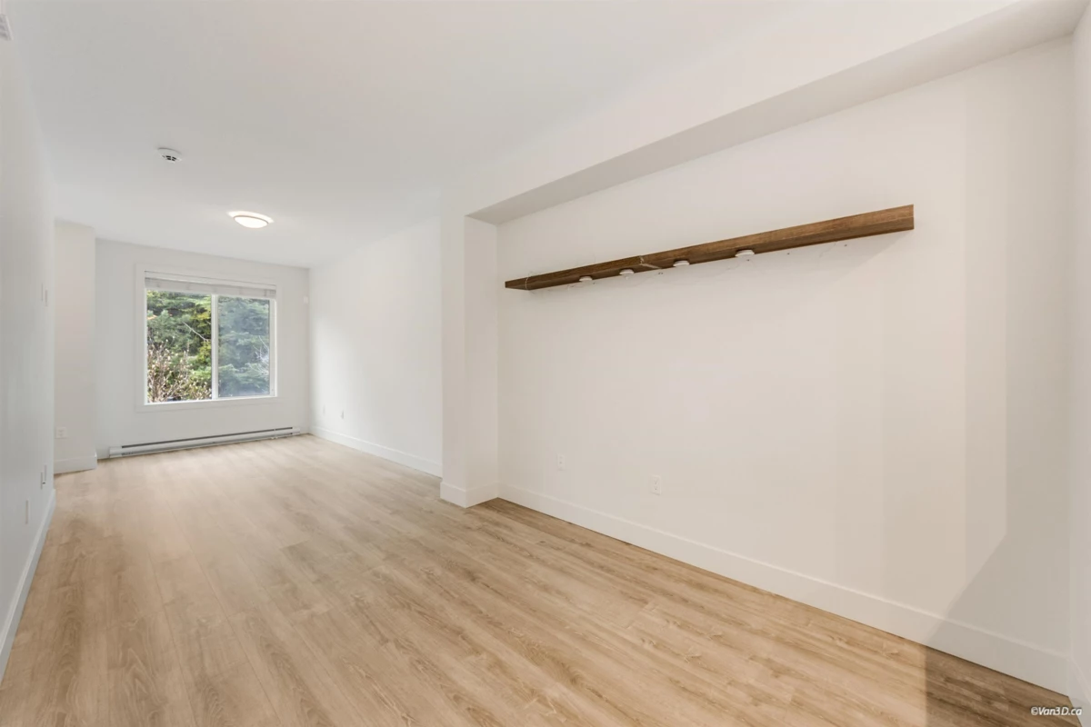 Primary Bathroom Photo of 4 9718 161a Street, Surrey, BC