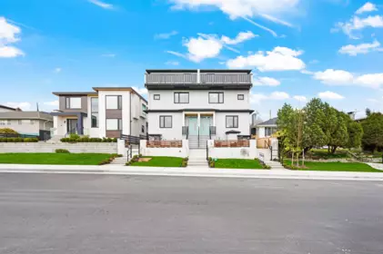 2 4855 Venables Street, Burnaby, BC