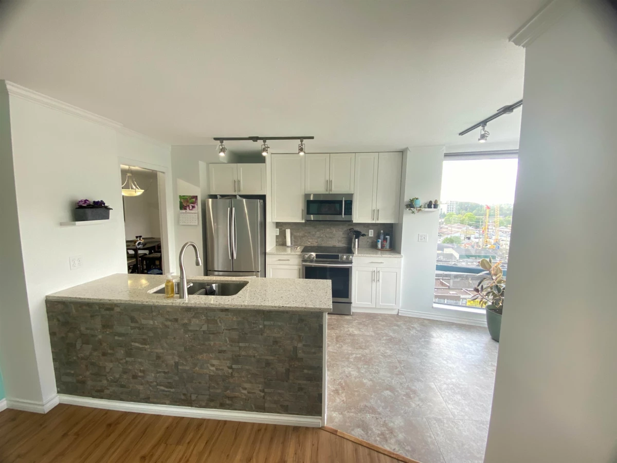 Pantry Photo of 606 98 Tenth Street, New Westminster, BC