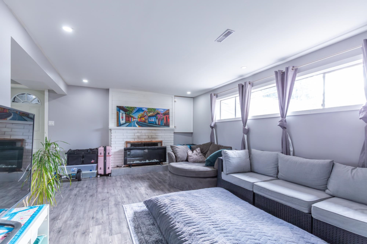 Backyard Photo of 33305 Lynn Avenue, Abbotsford, BC