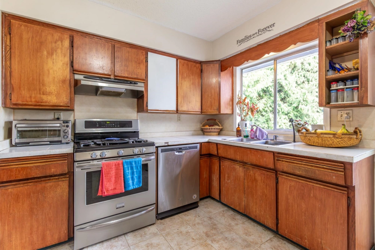 Bedroom 2 Photo of 33305 Lynn Avenue, Abbotsford, BC