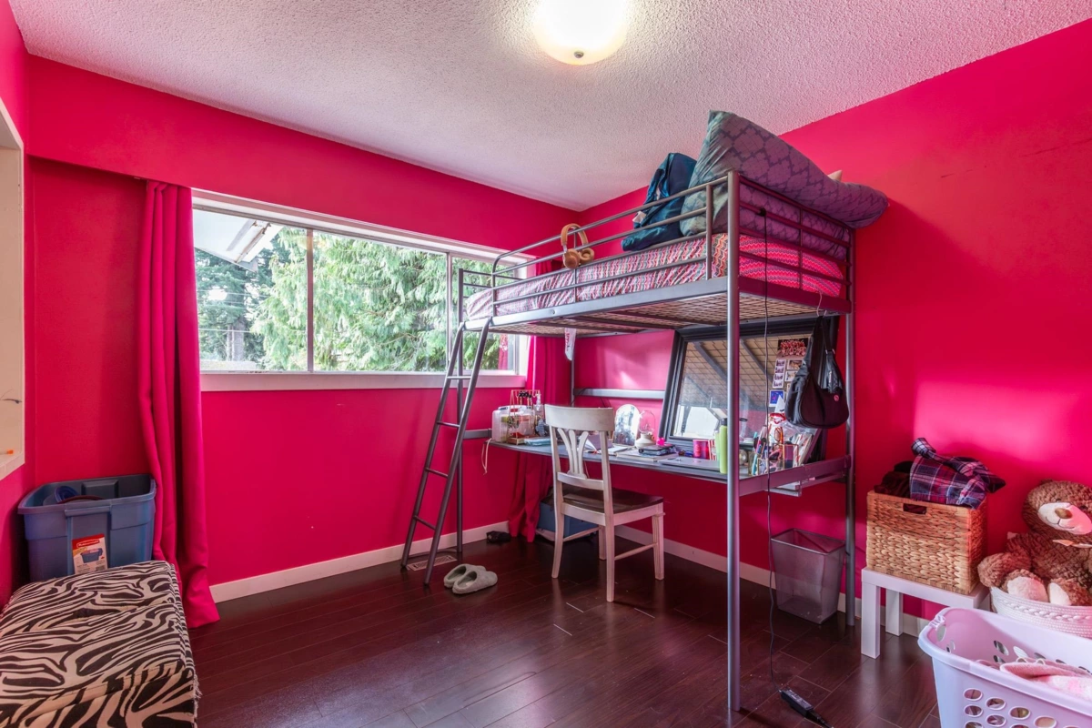 Laundry Room Photo of 33305 Lynn Avenue, Abbotsford, BC