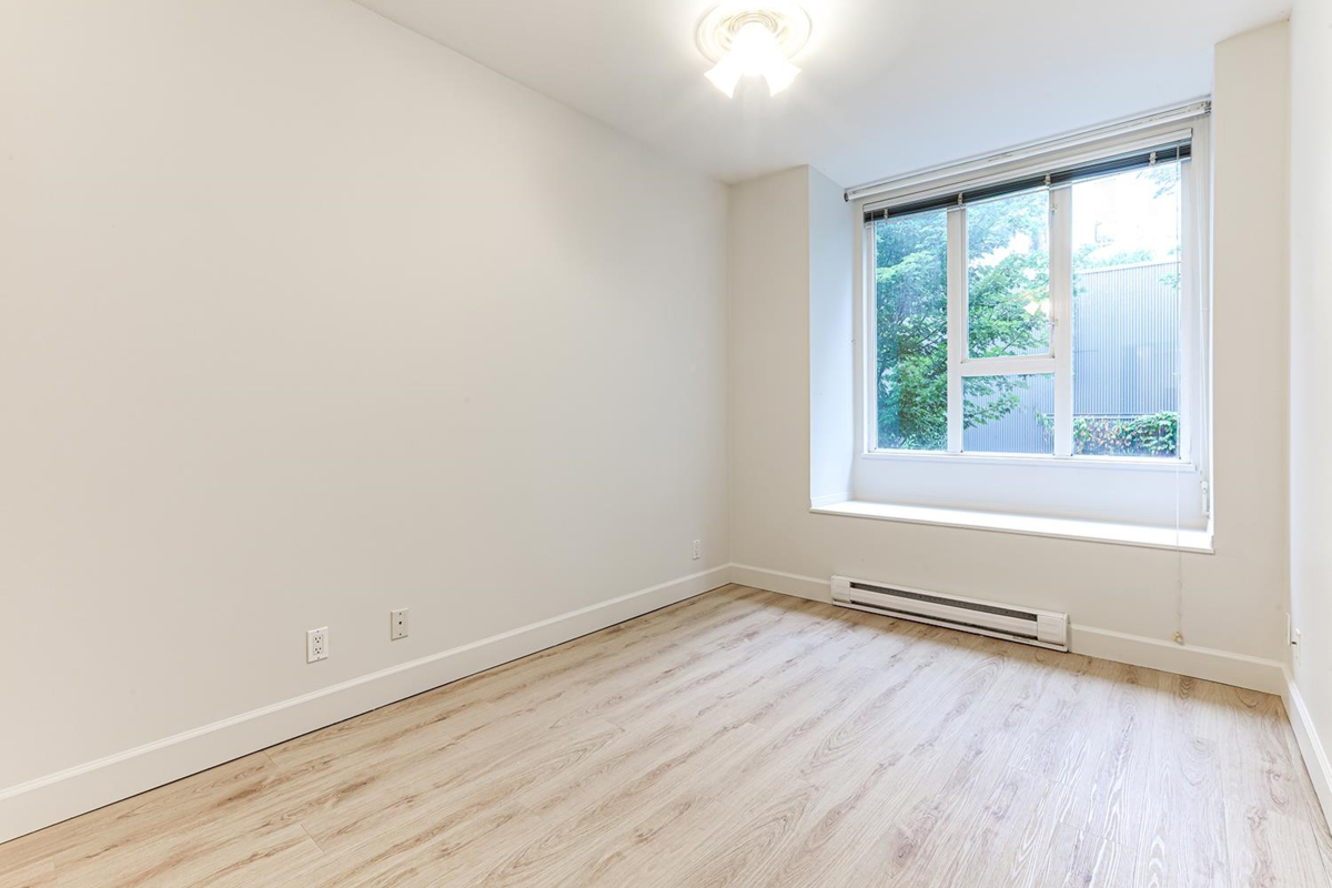Guest Bathroom Photo of 211 6198 Ash Street, Vancouver, BC