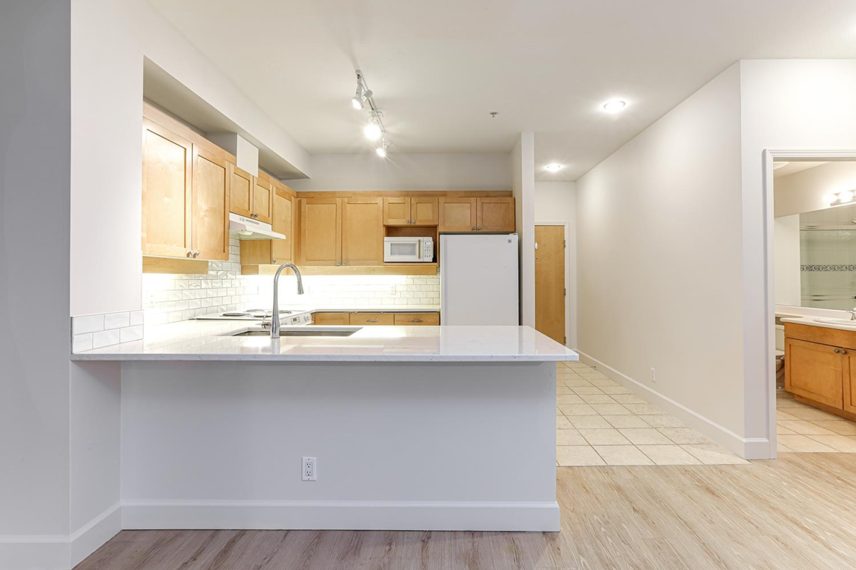 Kitchen Photo of 211 6198 Ash Street, Vancouver, BC
