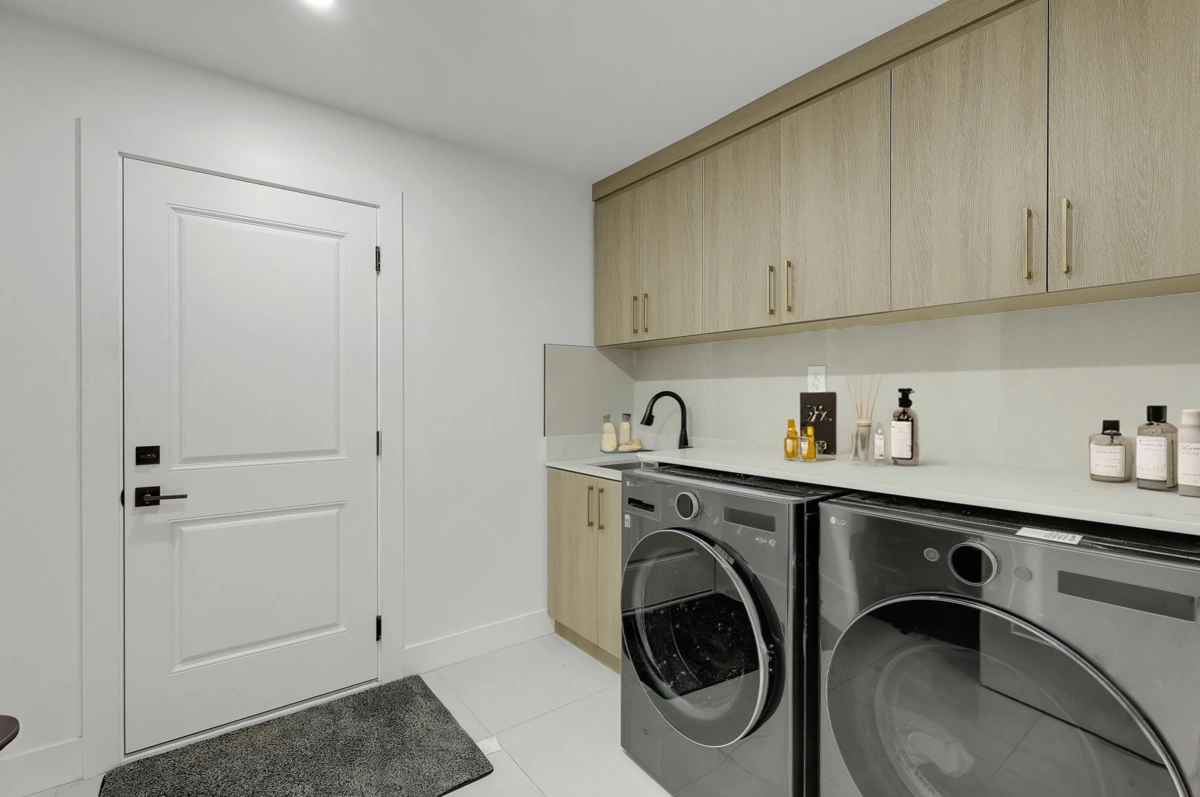 Pantry Photo of 18040 20 Avenue, White Rock, BC