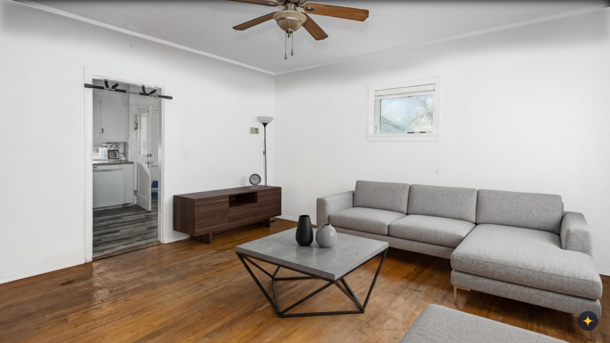 Breakfast Nook Photo of 621 Water Avenue, Hope, BC