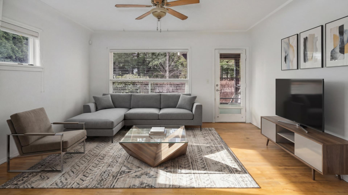 Family Room Photo of 621 Water Avenue, Hope, BC