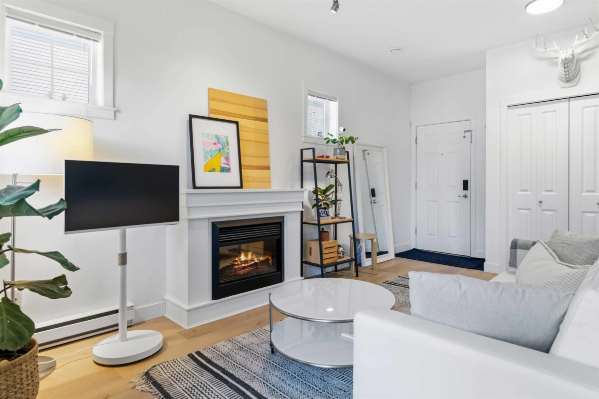 Family Room Photo of 18 11393 Steveston Highway, Richmond, BC