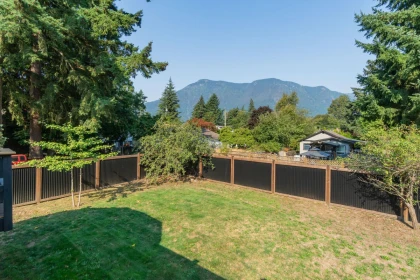 Backyard Photo of 695 Hudson Bay Street, Hope, BC
