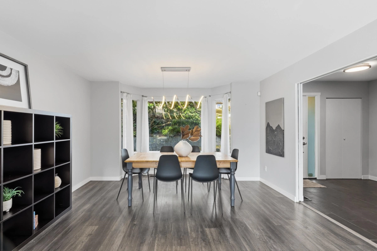 Kitchen Island Photo of 363 Dartmoor Drive, Coquitlam, BC