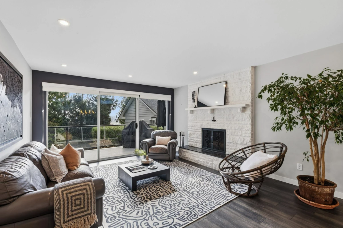 Living Room Photo of 363 Dartmoor Drive, Coquitlam, BC