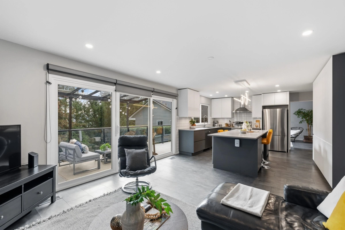 Walk-In Closet Photo of 363 Dartmoor Drive, Coquitlam, BC