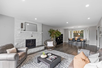 363 Dartmoor Drive, Coquitlam, BC