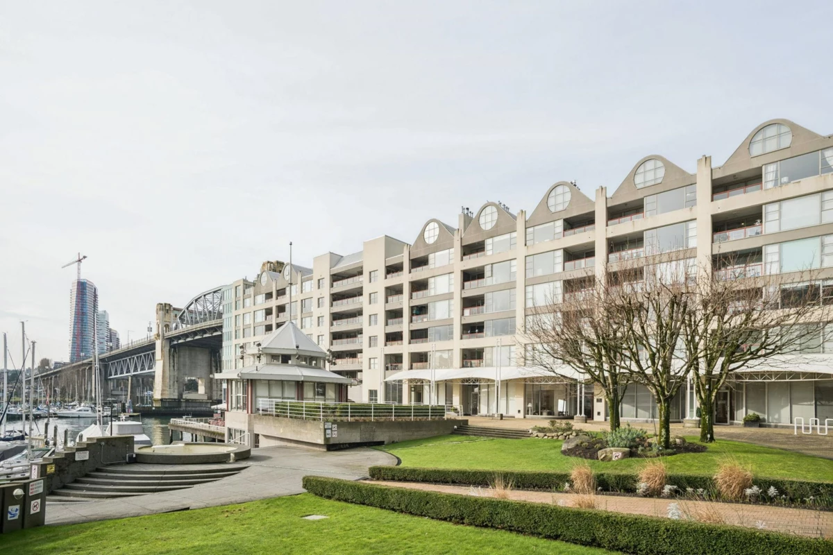 Outdoor Patio Photo of 203 1008 Beach Avenue, Vancouver, BC