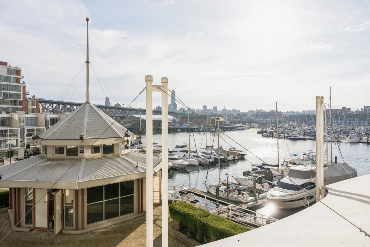 Primary Bedroom Photo of 203 1008 Beach Avenue, Vancouver, BC