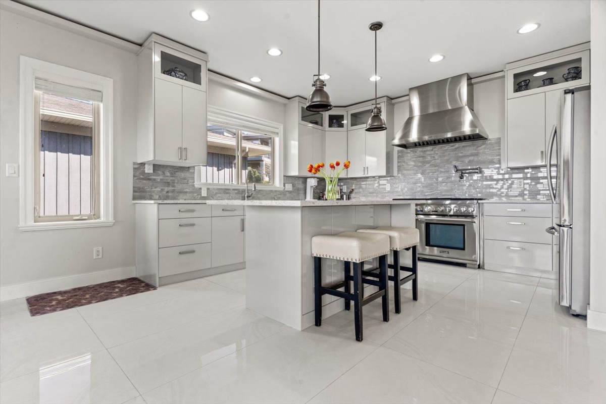 Family Room Photo of 125 51075 Falls Court, Chilliwack, BC