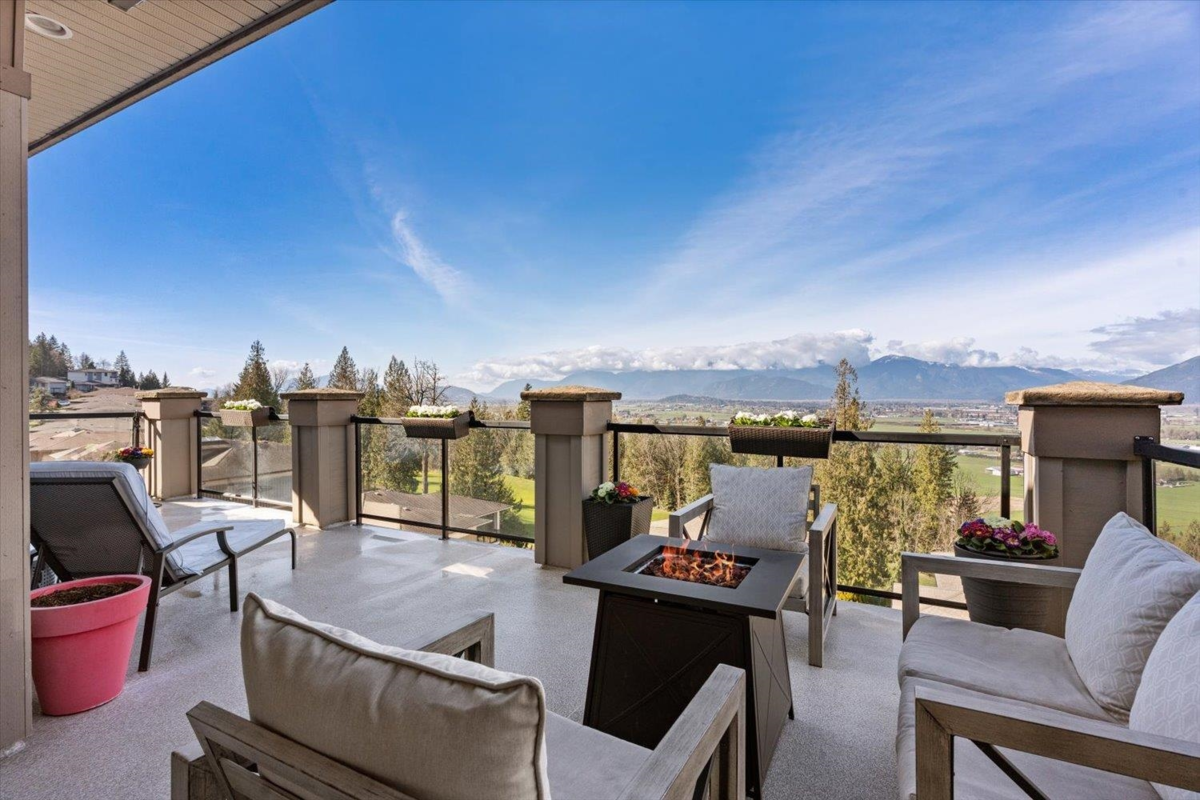 Loft / Bonus Room Photo of 125 51075 Falls Court, Chilliwack, BC