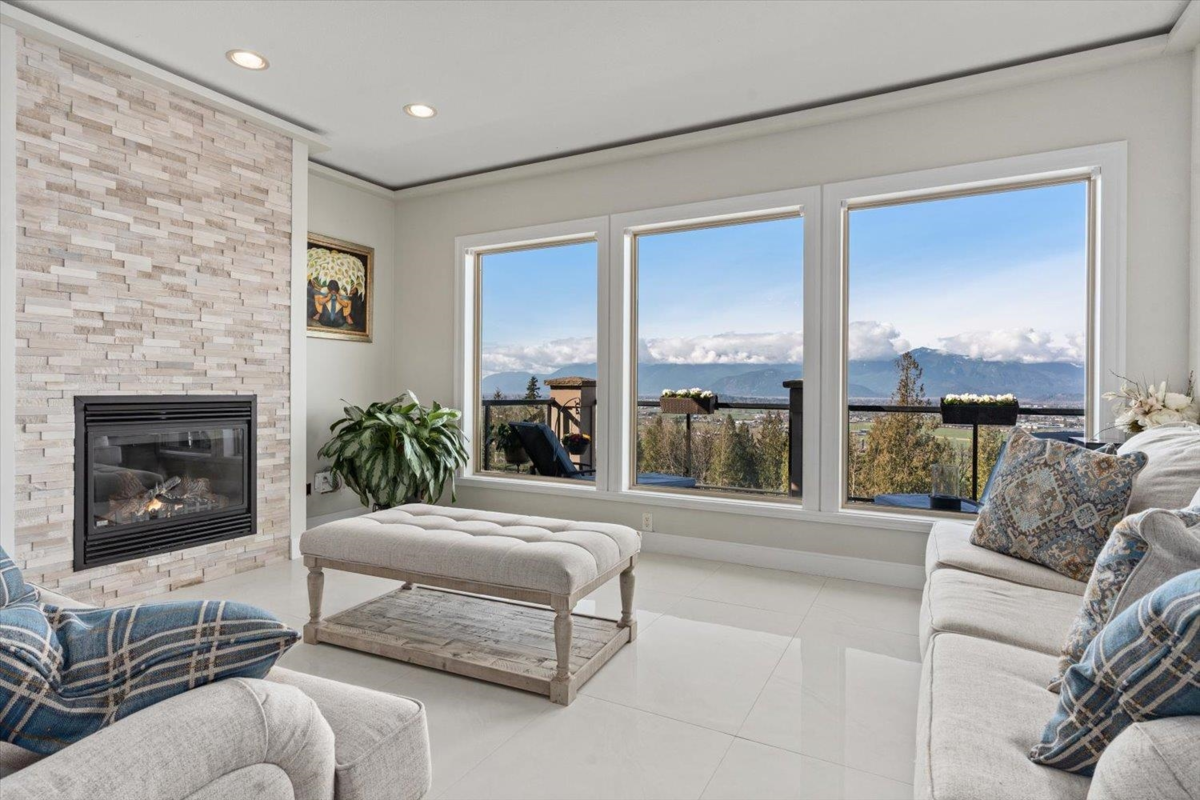 Primary Bedroom Photo of 125 51075 Falls Court, Chilliwack, BC