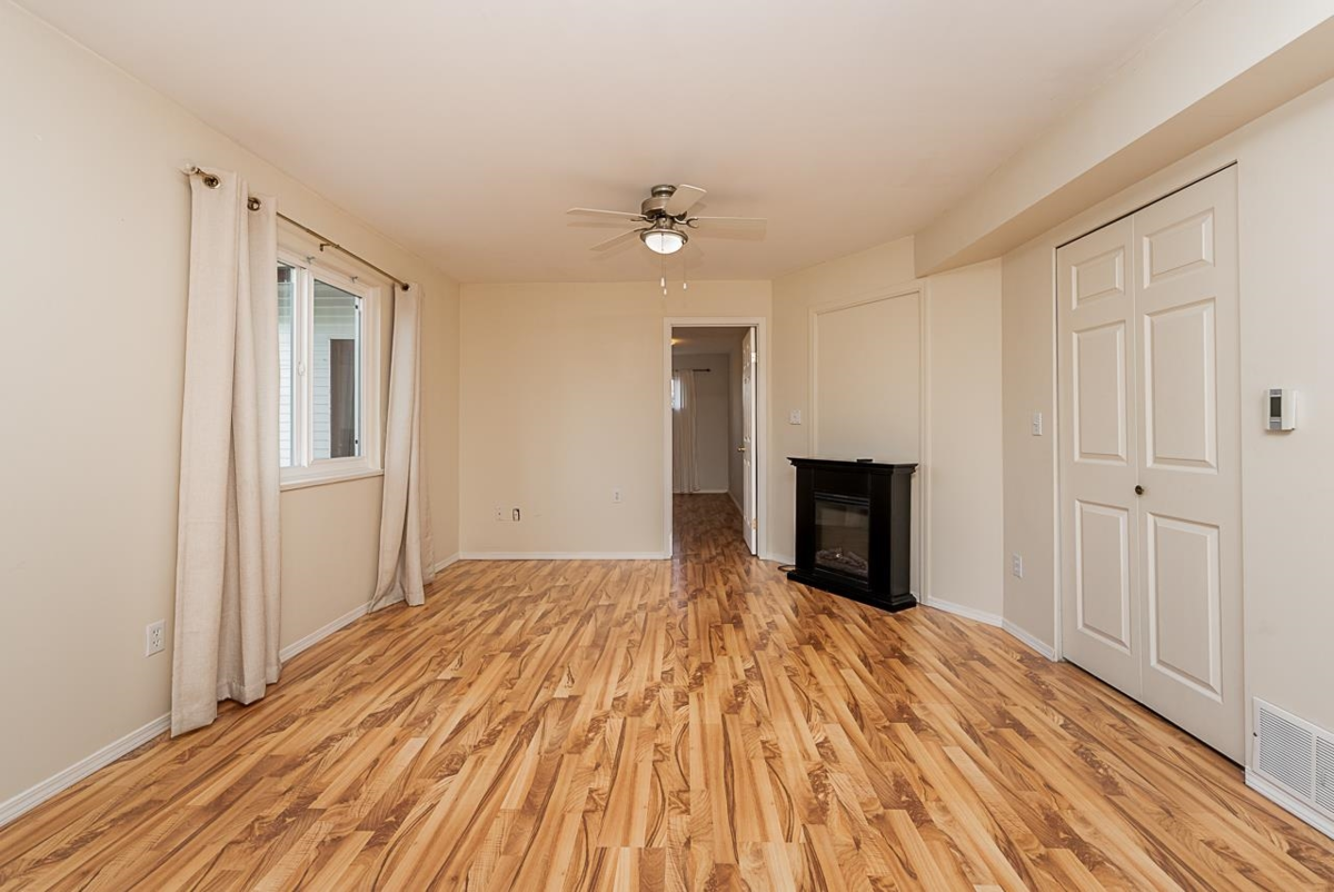 Entry Foyer Photo of 7652 Sapphire Drive, Chilliwack, BC