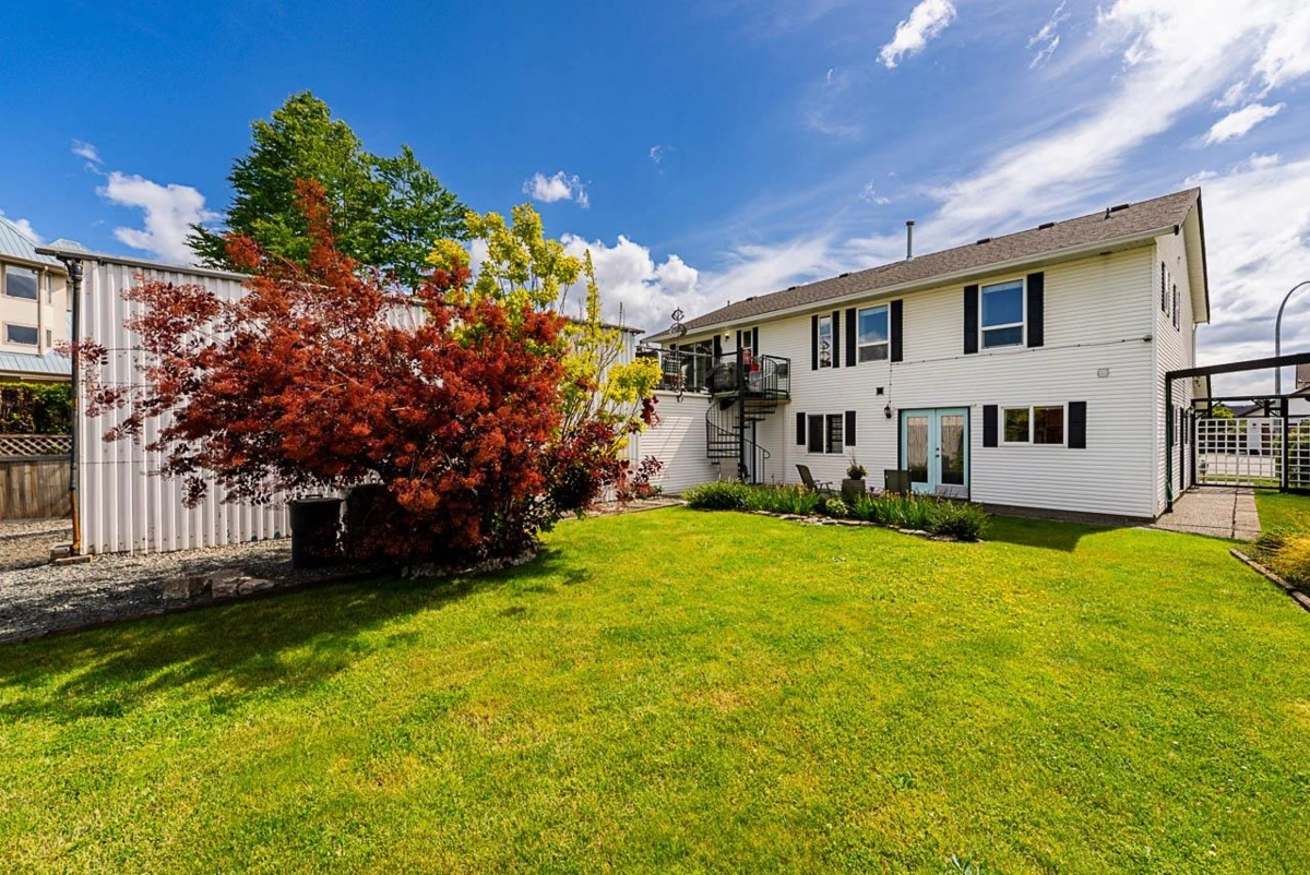 Hot Tub / Spa Photo of 7652 Sapphire Drive, Chilliwack, BC