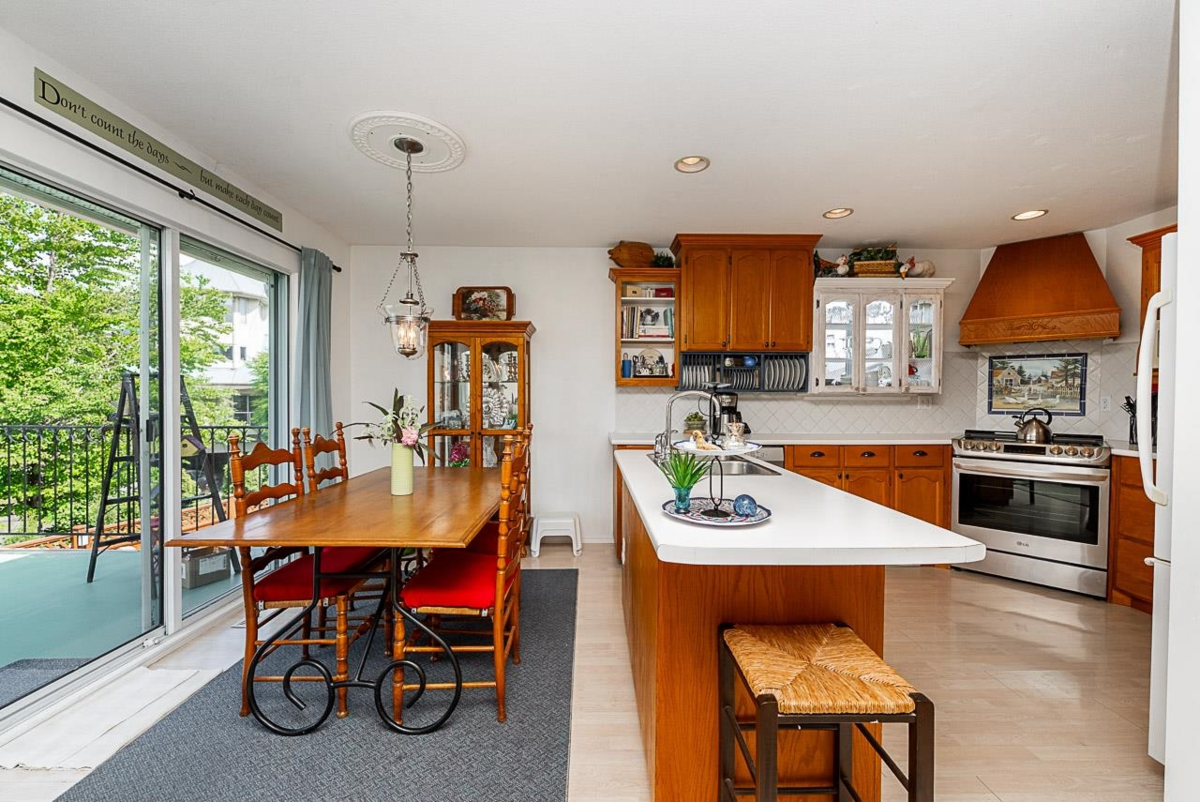 Primary Bathroom Photo of 7652 Sapphire Drive, Chilliwack, BC