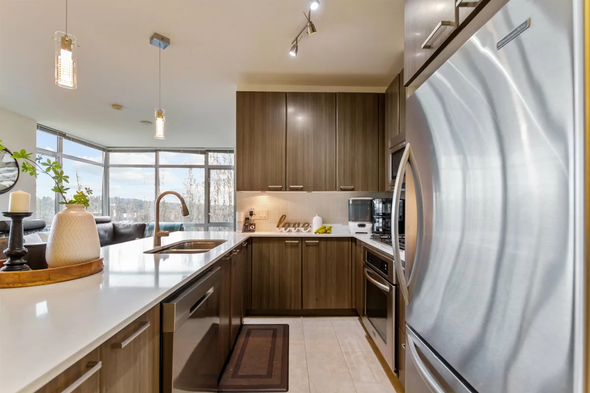 Dining Area Photo of 708 2789 Shaughnessy Street, Port Coquitlam, BC