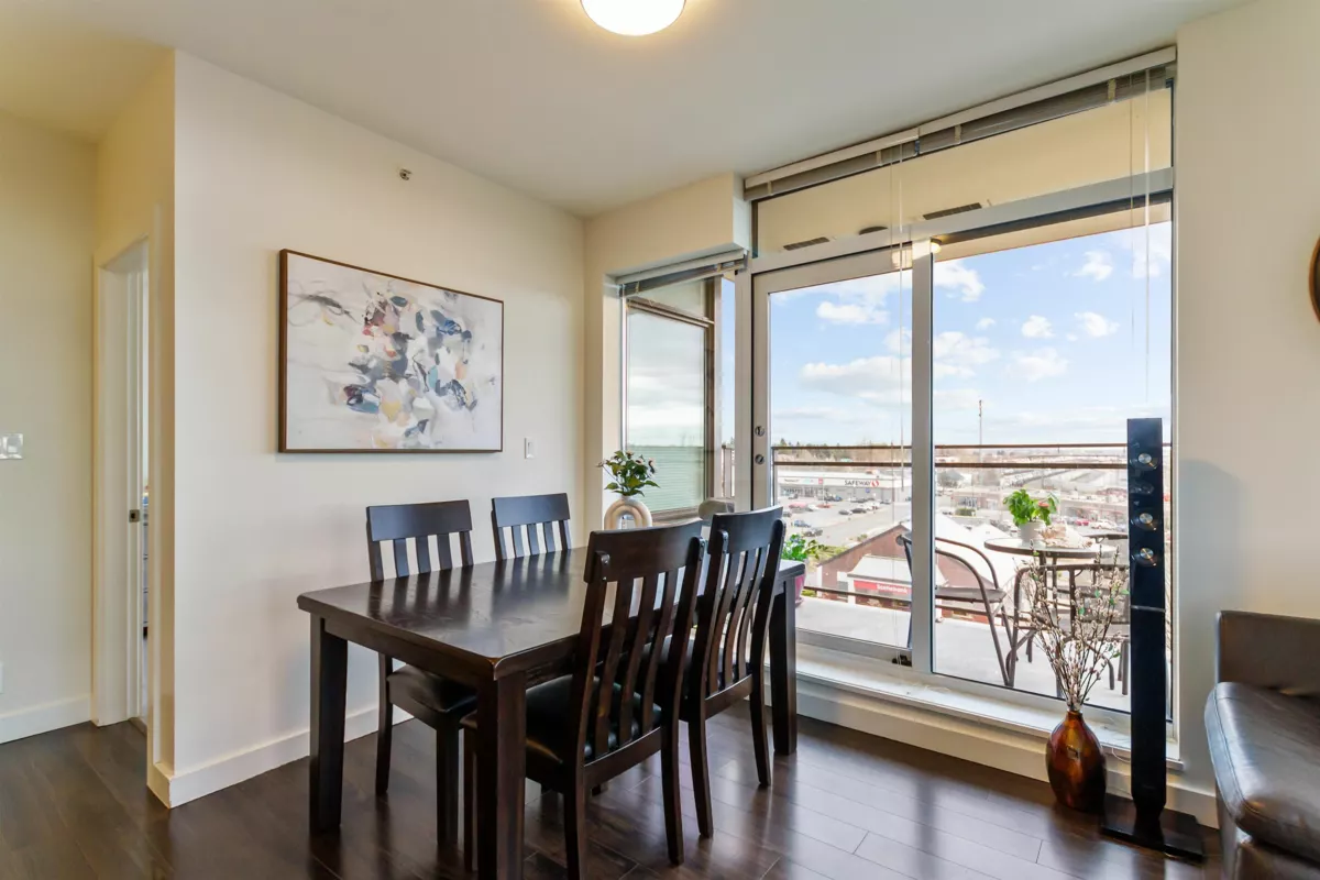 Pantry Photo of 708 2789 Shaughnessy Street, Port Coquitlam, BC