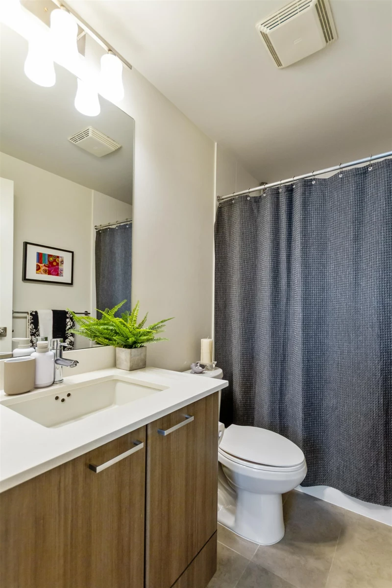 Powder Room Photo of 708 2789 Shaughnessy Street, Port Coquitlam, BC