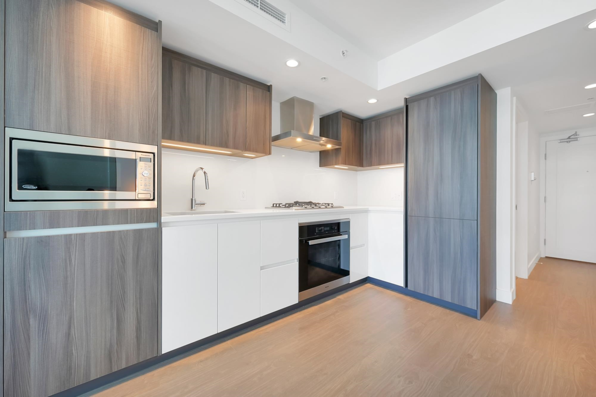 Kitchen Photo of 741 8133 Cook Road, Richmond, BC