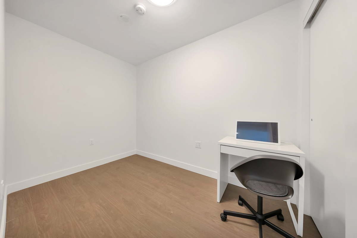 Primary Bathroom Photo of 741 8133 Cook Road, Richmond, BC