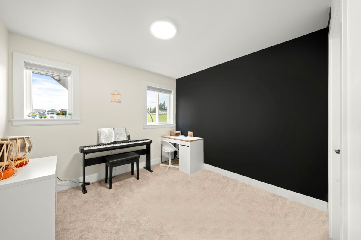 Hallway Photo of 11042 240 Street, Maple Ridge, BC