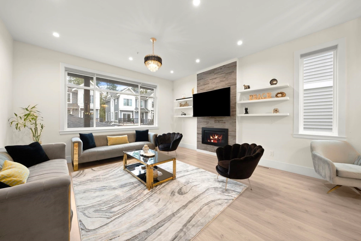 Living Room Photo of 11042 240 Street, Maple Ridge, BC