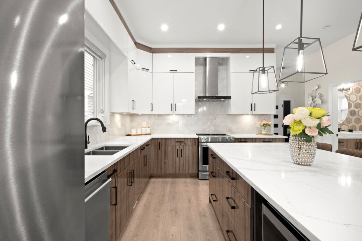 Primary Bathroom Photo of 11042 240 Street, Maple Ridge, BC